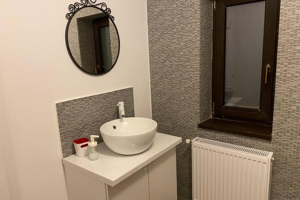 Casa Skadi Villa Buşteni Eksteriør bilde