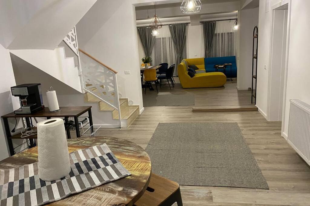 Casa Skadi Villa Buşteni Eksteriør bilde