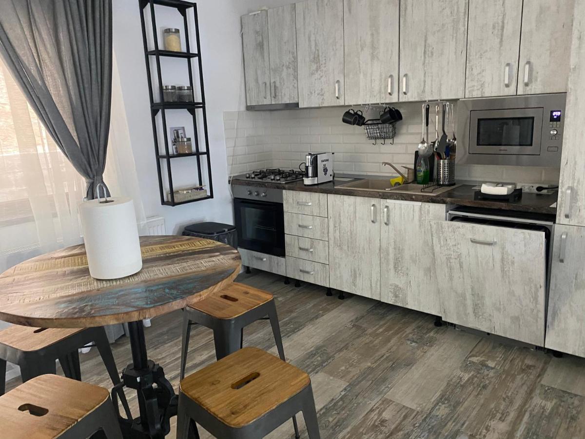 Casa Skadi Villa Buşteni Eksteriør bilde