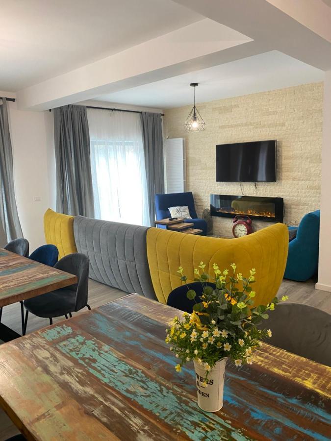 Casa Skadi Villa Buşteni Eksteriør bilde