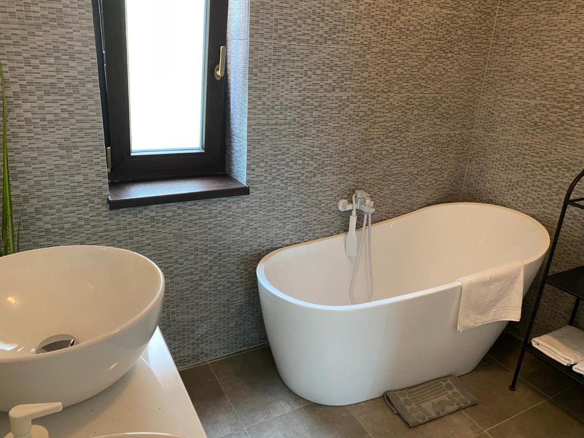 Casa Skadi Villa Buşteni Eksteriør bilde
